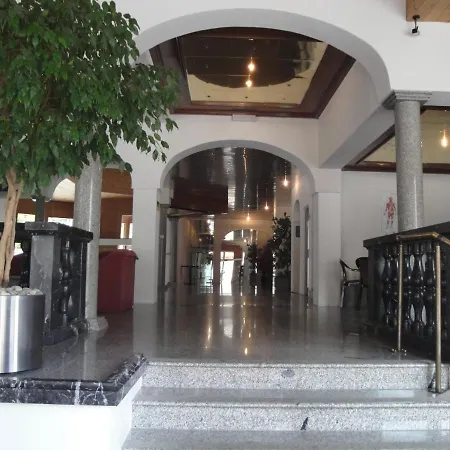 Rancho Family Apartment