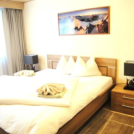 Rancho Family * Laax